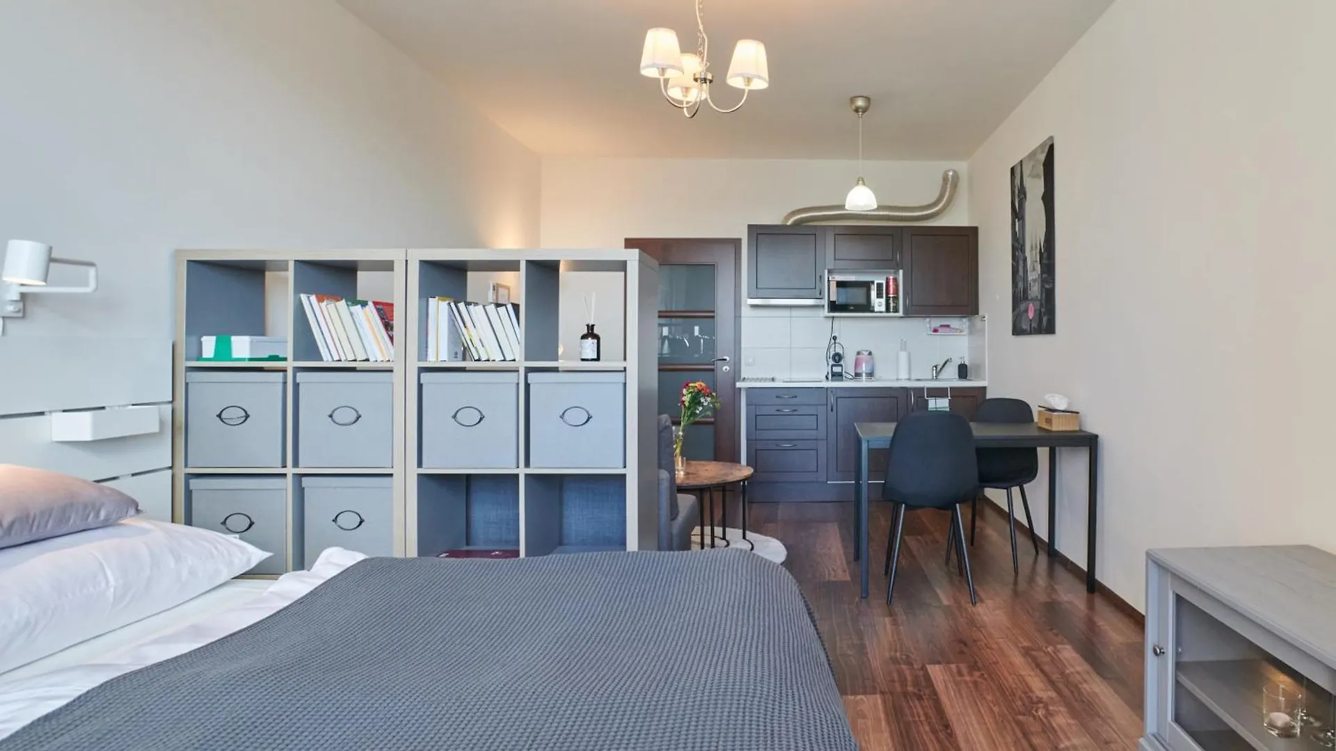 High-Sky O2 Arena Apartment With Garage Parking And Ac Praga