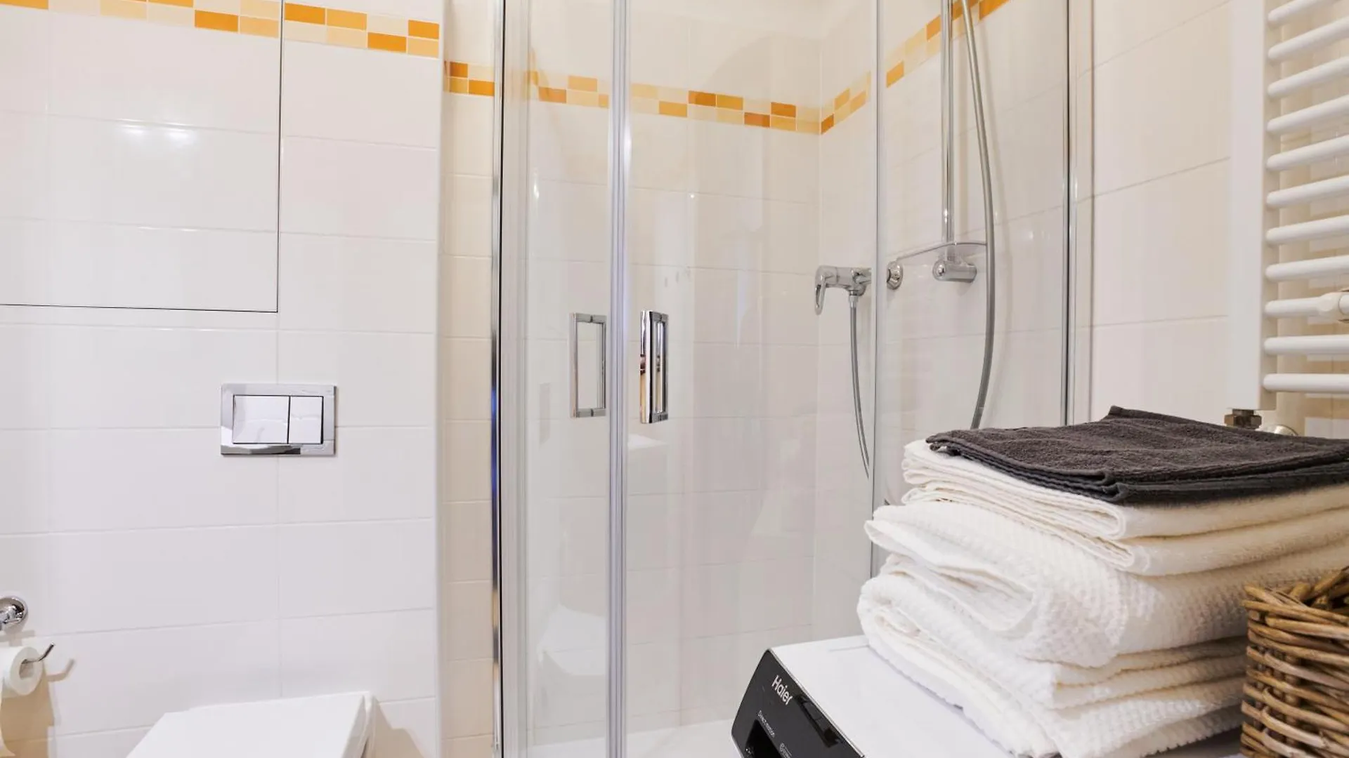 High-Sky O2 Arena Apartment With Garage Parking And Ac Praga República Checa